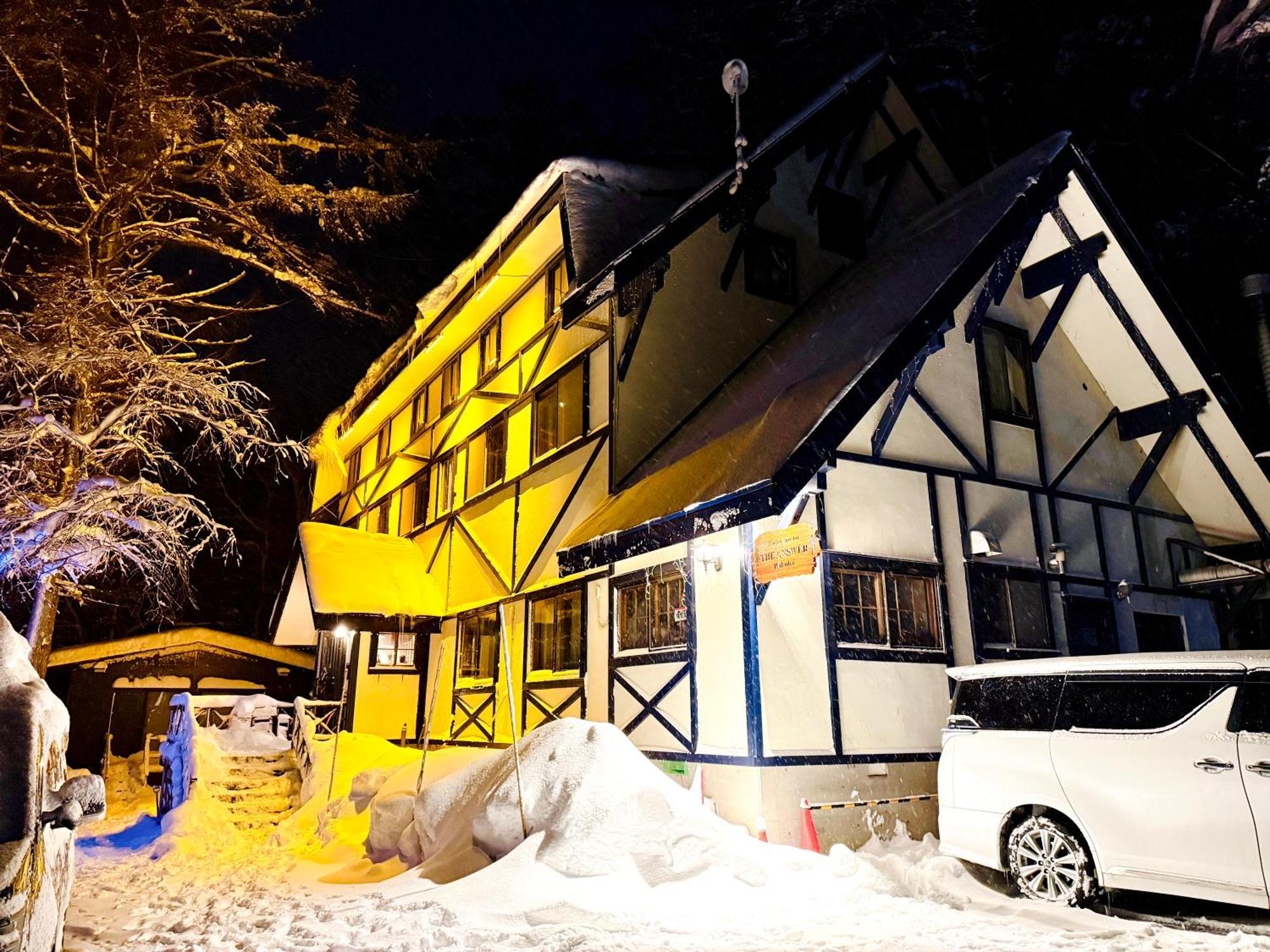 The Answer Bed & Breakfast Hakuba Exterior photo